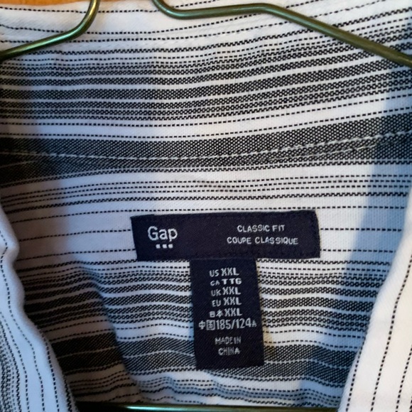 Causal dress shirt - Picture 2 of 3